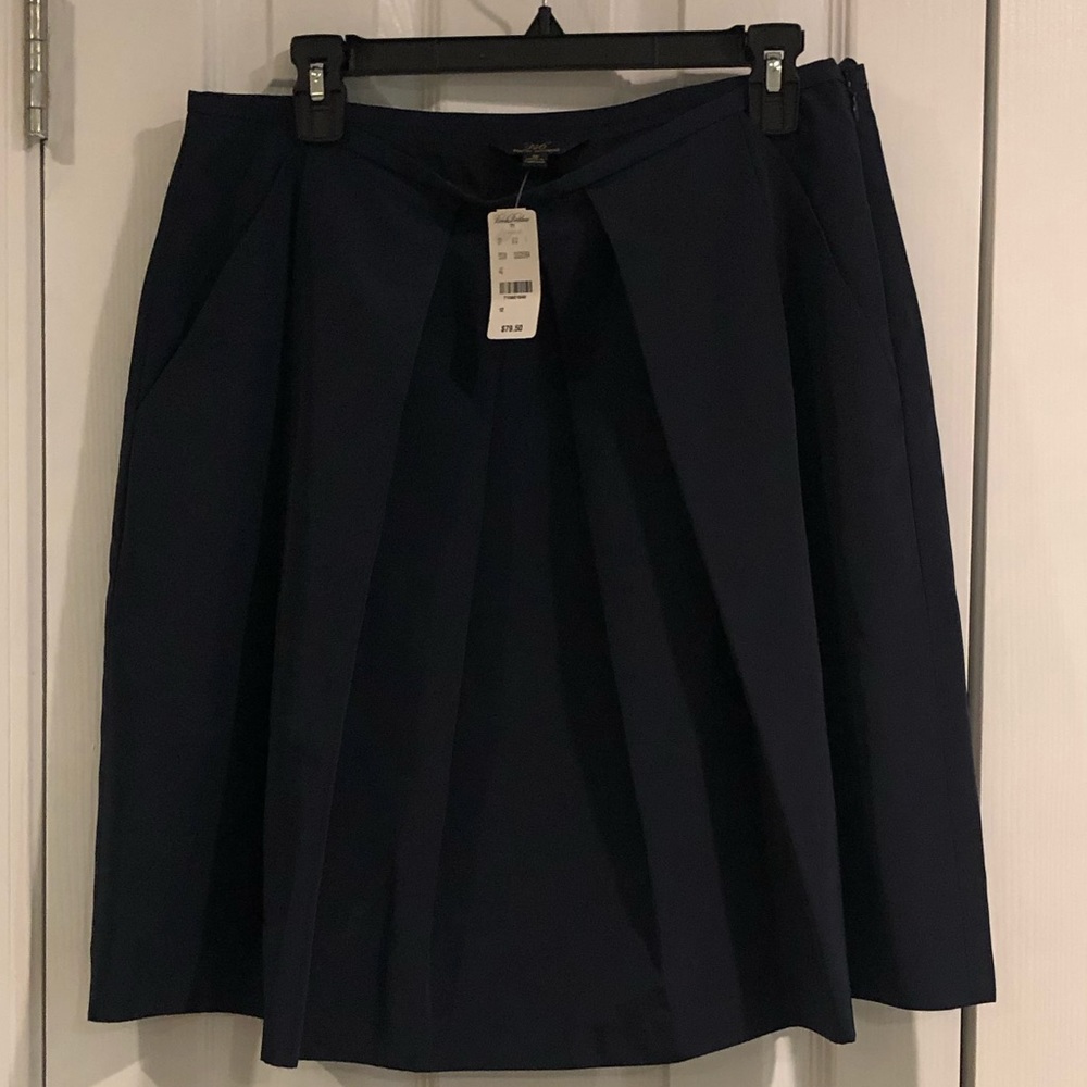 Navy Blue Brooks Brothers Skirt -Short w/ pockets